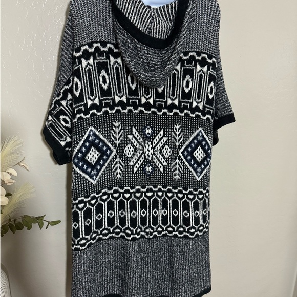 American Eagle Cardigan Open Front Hoodie Black Fringe One Size - Picture 2 of 5